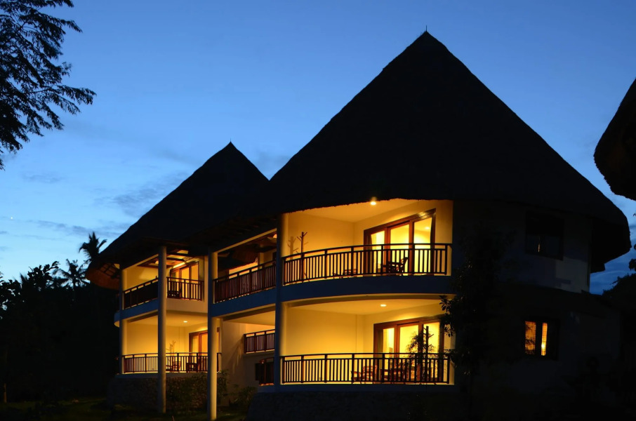 Amun Ini Beach Resort & Spa