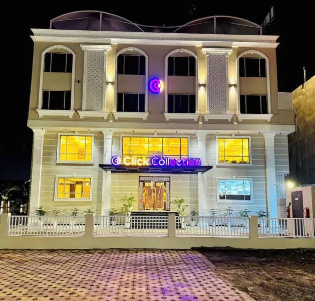 Click Collection Grand Gateway Varanasi