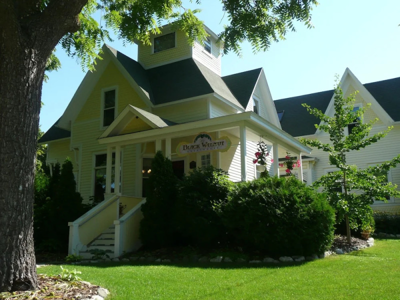 The Black Walnut Guest House