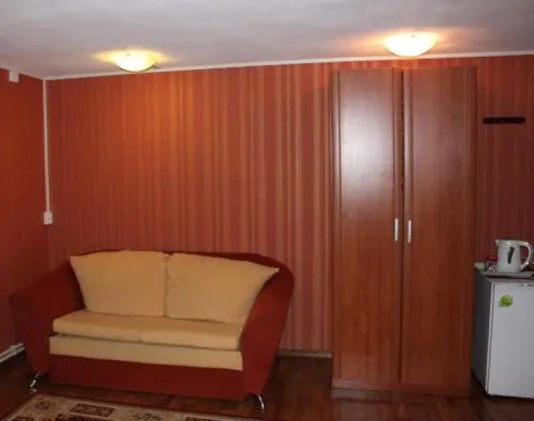 Gostinitsa v gorode Kirillov