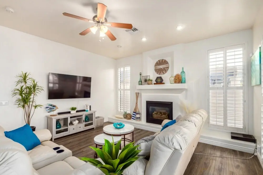 HUGE Luxury Waterfront Home w/ THEATER, GAME ROOM & SPARKLING POOL by RedAwning