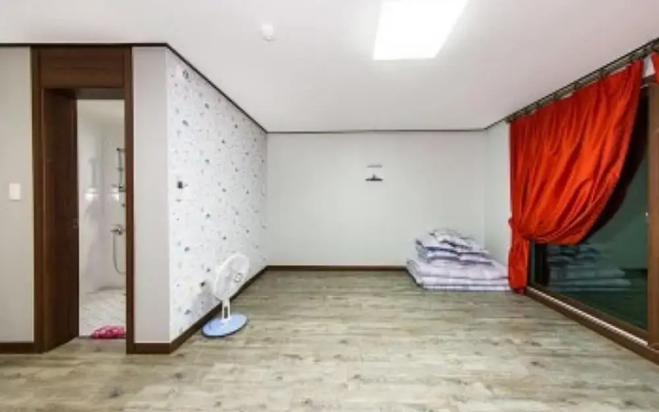 Boryeong Magic Ocean Pension