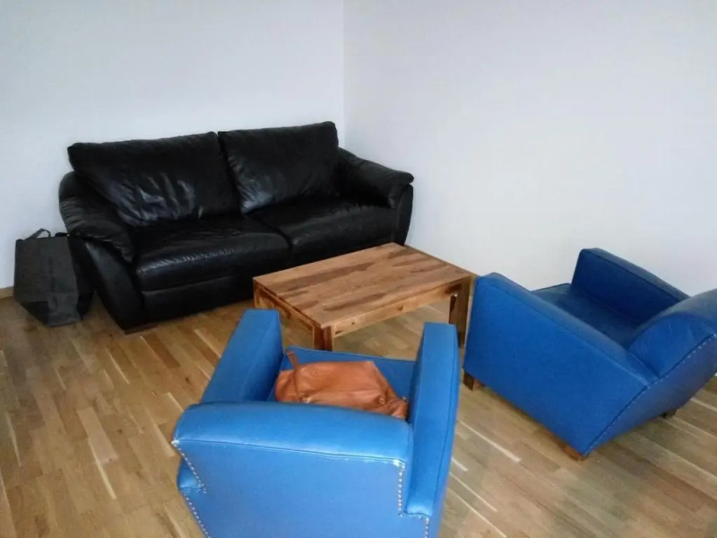 Appartement 2 pieces 40 m2, dans hyper centre, avec piscine au rez de chaussee