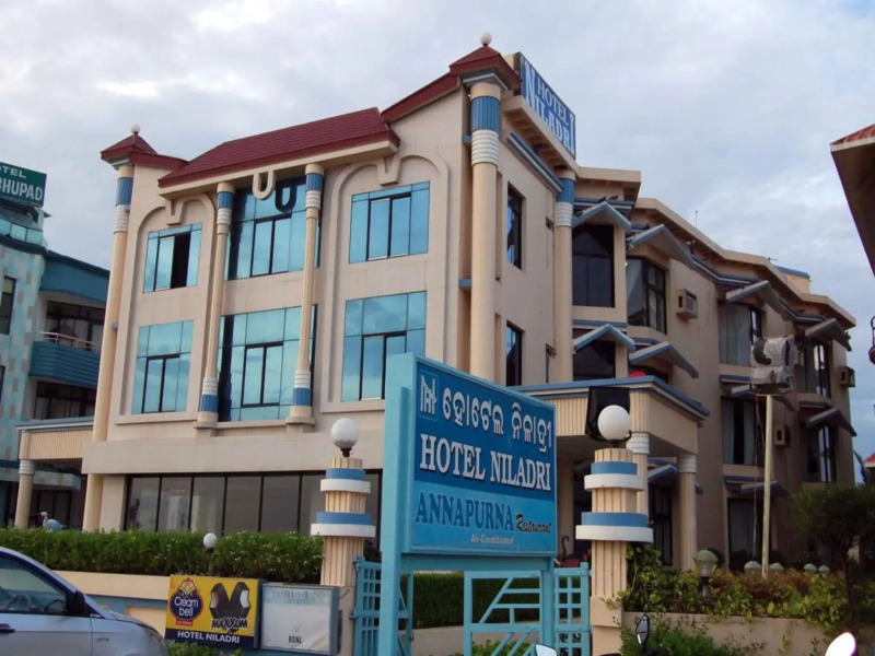 Hotel Niladri Premium