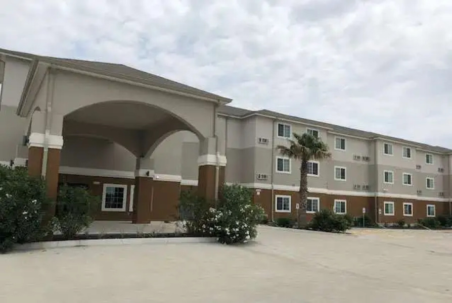 Super 8 by Wyndham Kenedy