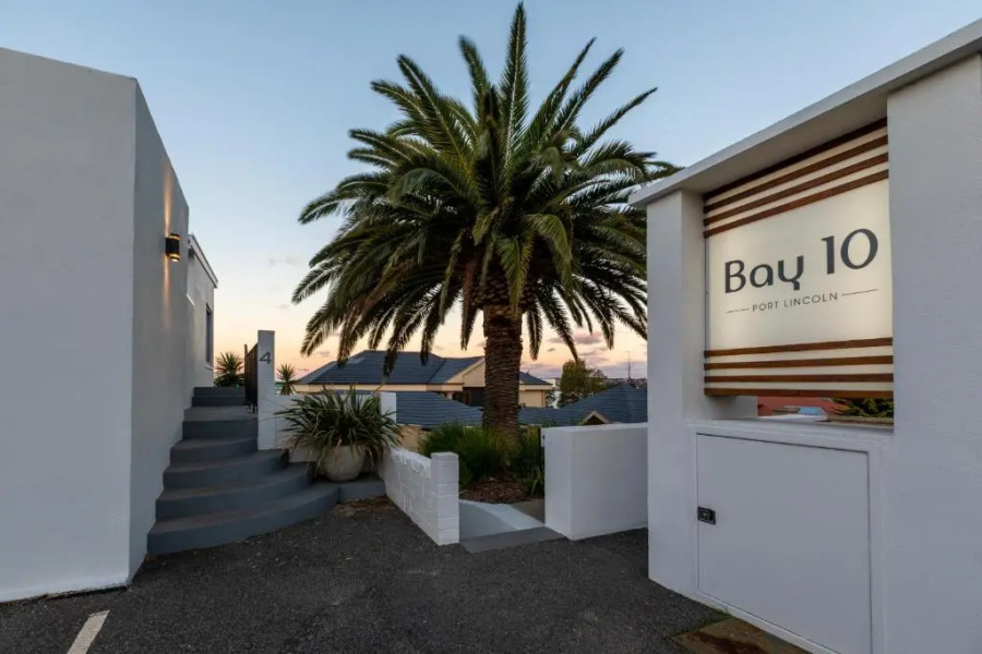 Bay 10 Accommodation