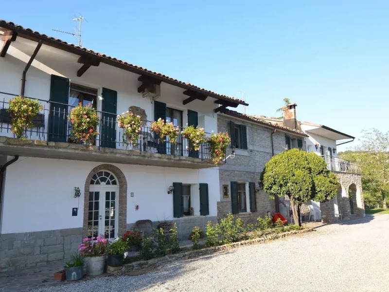 Peaceful Apartment in Modigliana With Swimming Pool