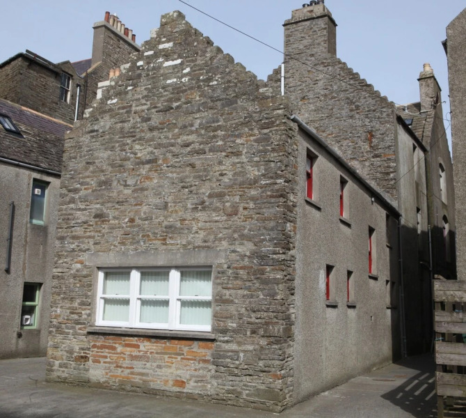 Bridge Street Apartment