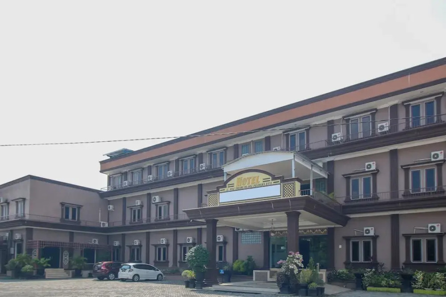 Airy Bandara Tjilik Riwut Nyai Undang 4 Palangkaraya