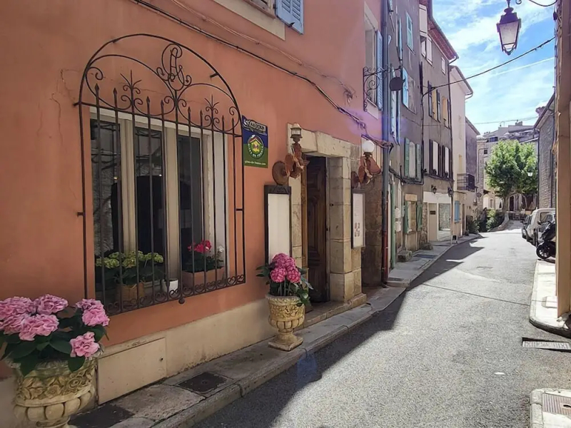 La Belle Histoire