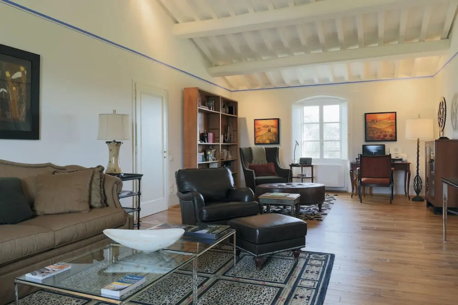 Villa Oliveto - Five Bedroom Home