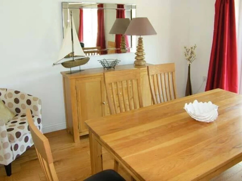 Heron, Milford Haven