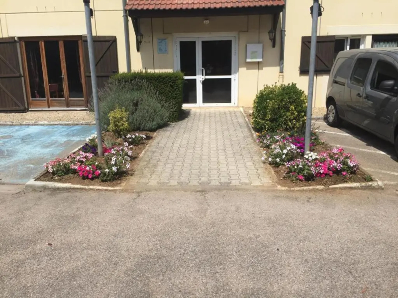 Hôtel Le Pressoir - Auxerre Appoigny
