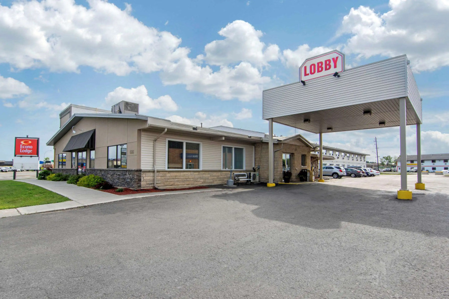 Howard Johnson by Wyndham Thunder Bay