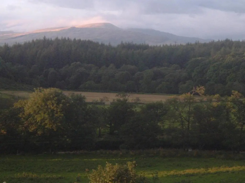 Silver Ridge, 2 House O` Hill