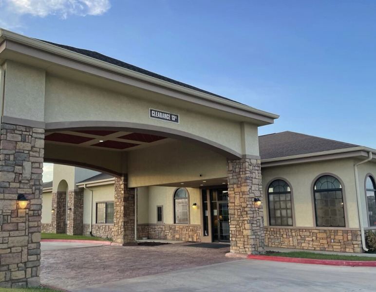 Sunbridge Inn and Suites