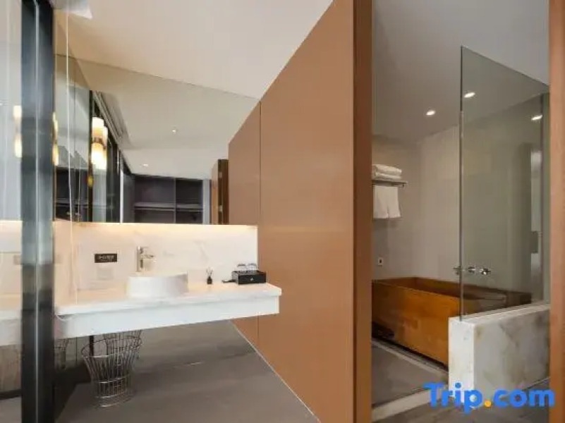 Wuyuan Wuli Shanshui Hot Spring Resort Hotel