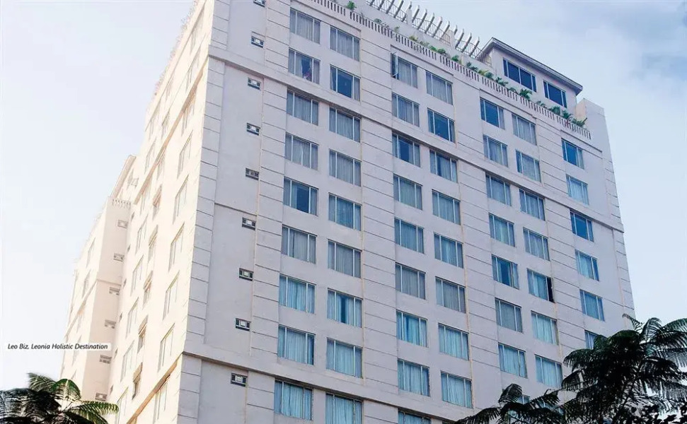 Oh Biz Premier at Leonia