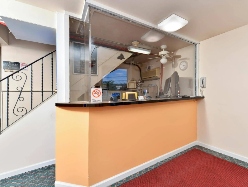 Media Inn and Suites