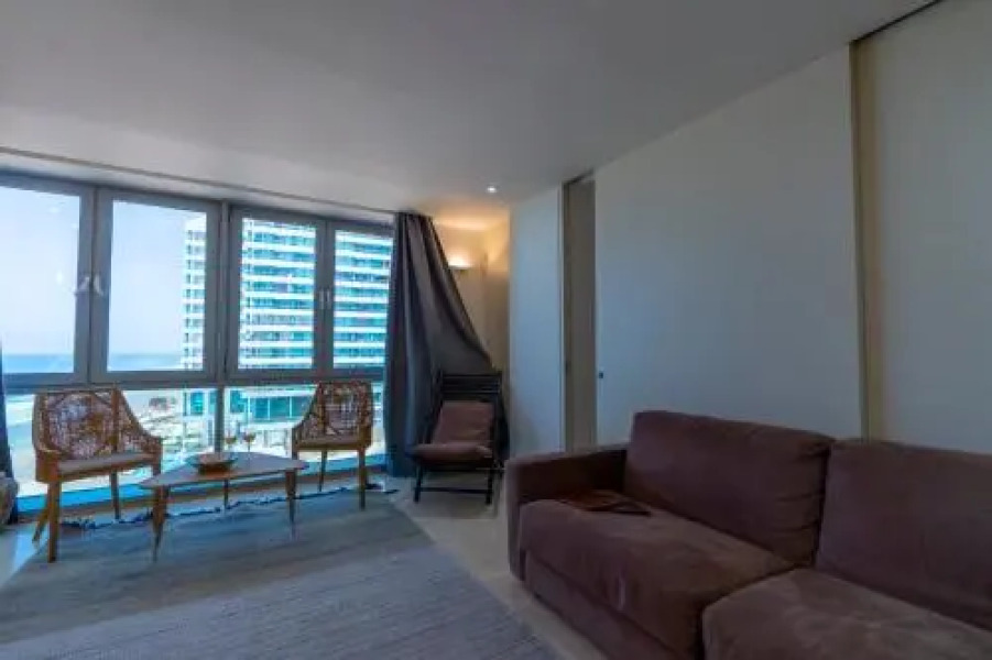 Beach Luxury Apartment At Hotel