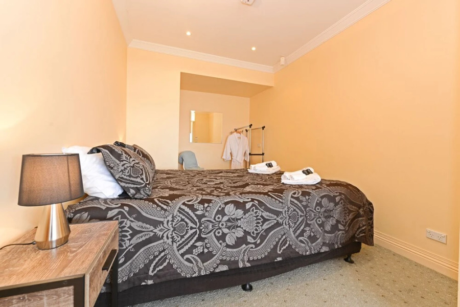 The Esplanade Kingston Beach - Beachfront