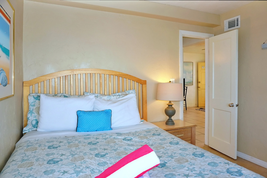 Misty Isles Redington Beachfront Suites 1 and 2