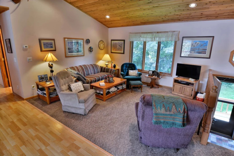 Best Cozy Abode for 12 Over Birkie 4 Bedrooms 2 Bathrooms Condo