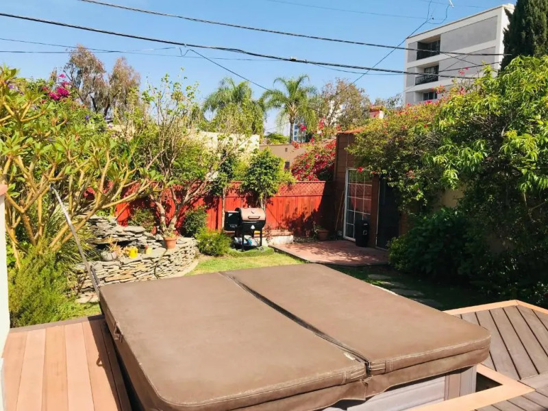 Cozy 2 Bedroom Guesthouse In Beverly Hills