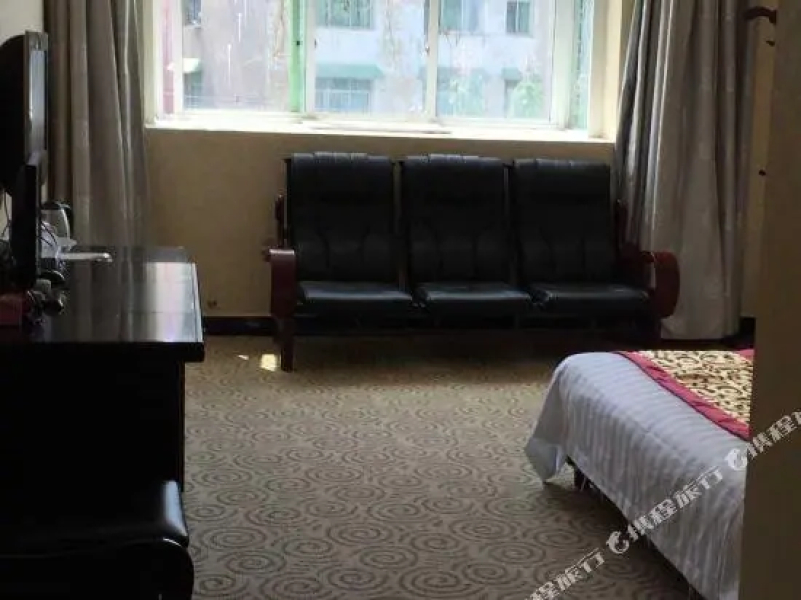 Xianfeng Jintian Holiday Inn