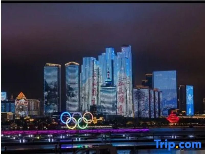 Yuelan Seaview Hotel Apartment (Qingdao May Fourth Square China Railway Center)