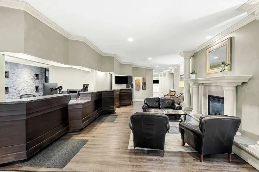 Best Western Plus Mariposa Inn & Conference Centre