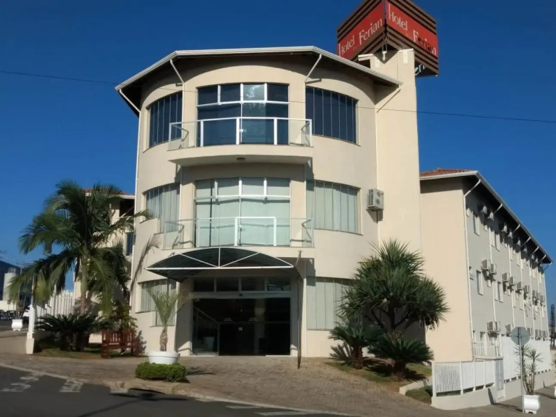 Ferian Plaza Hotel