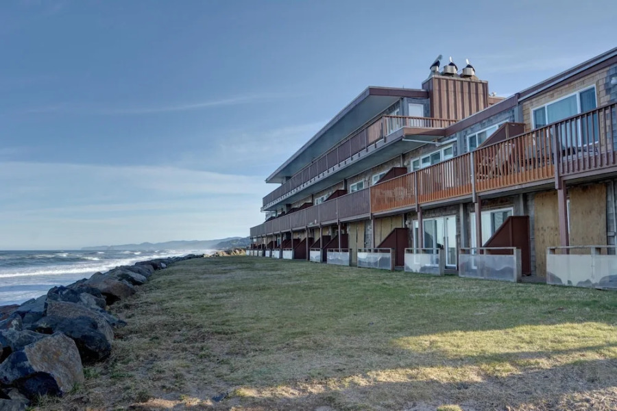 Pacific Sands Resort