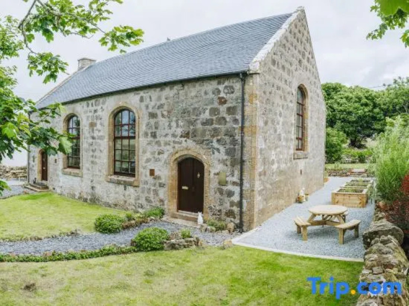 Thomas Telford Lettings - Luxurious Interiors and Seaviews