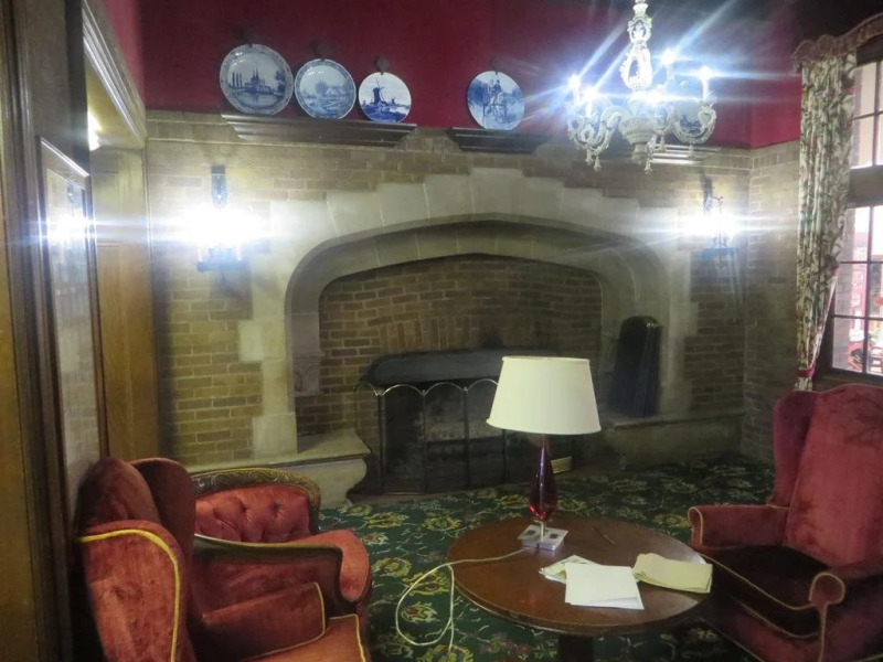 Urbana Landmark Hotel