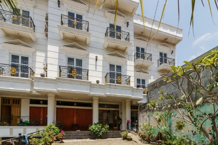 Arafah Guest House by RedDoorz