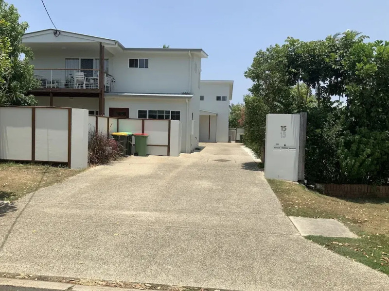 Broadwater Town House