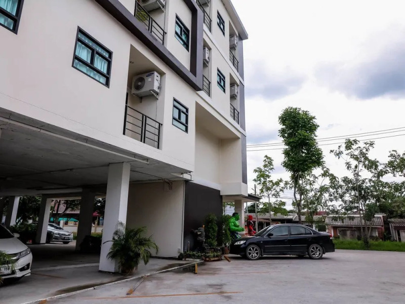 Nida Rooms Don Kaew 700 Years Stadium