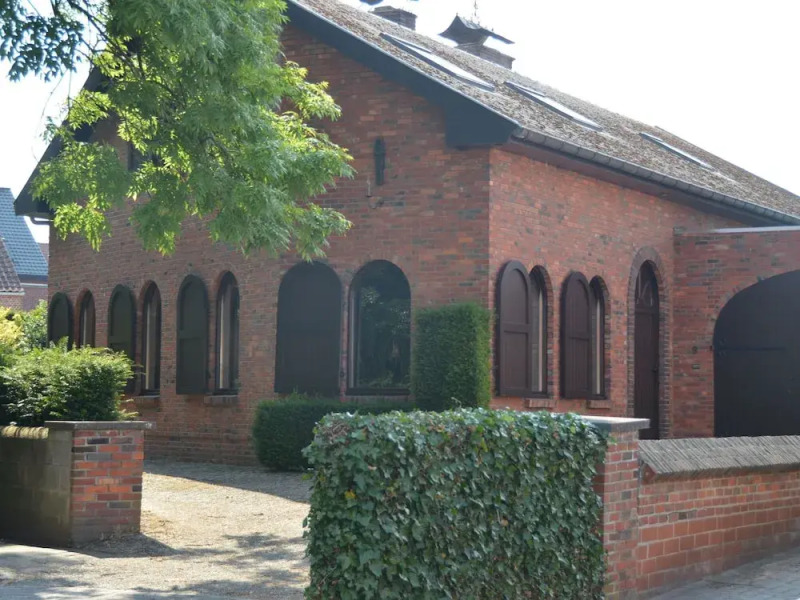 Lovely, Original Home With Large Garden in the Centre of Merksplas