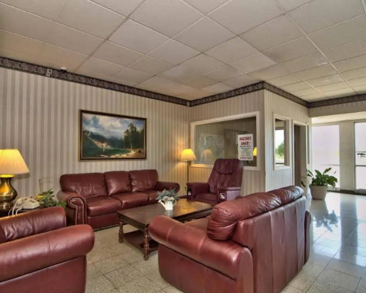 Rodeway Inn and Conference Center-Allentown