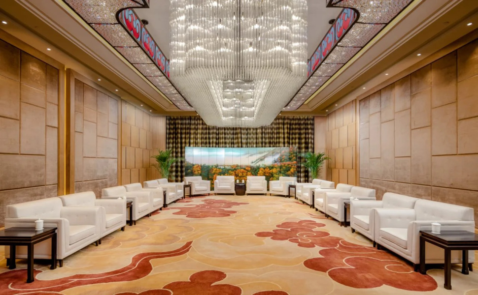 Felton Grand Hotel Bazhong