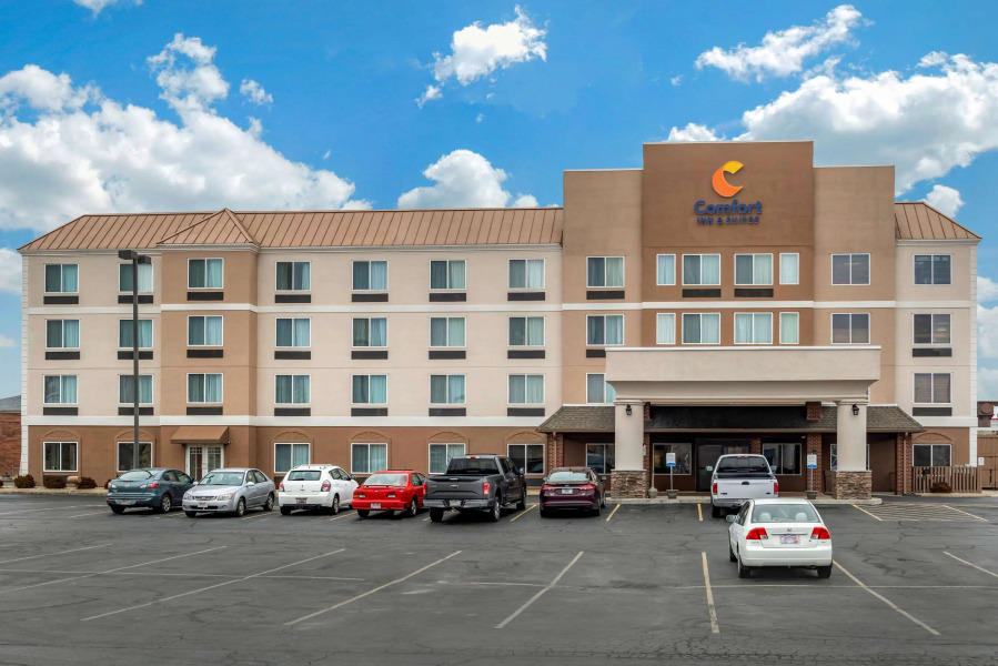 Comfort Inn & Suites Heath - Newark South