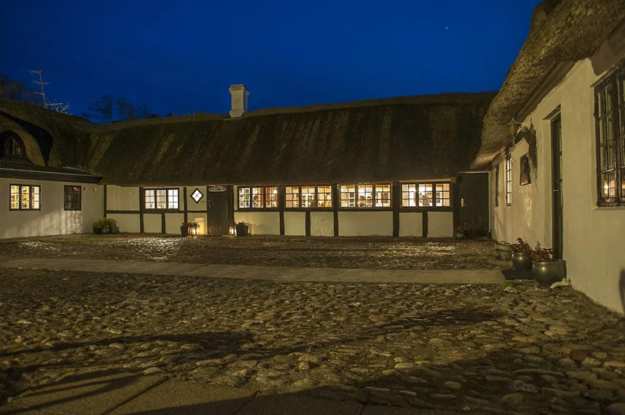 Strandgaarden Badehotel