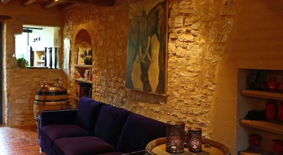 Barbary Lane House Rental Meursault