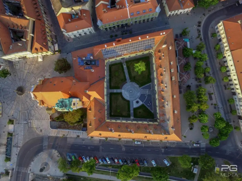 Klastrom Hotel