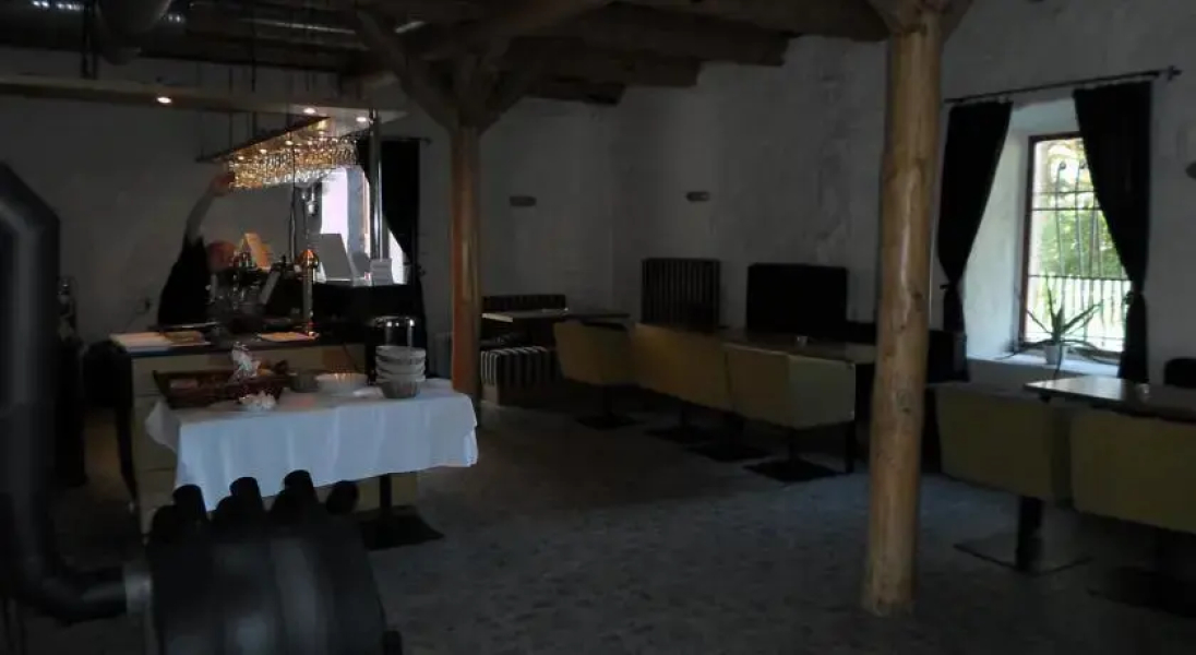 Okka Tavern & Guesthouse