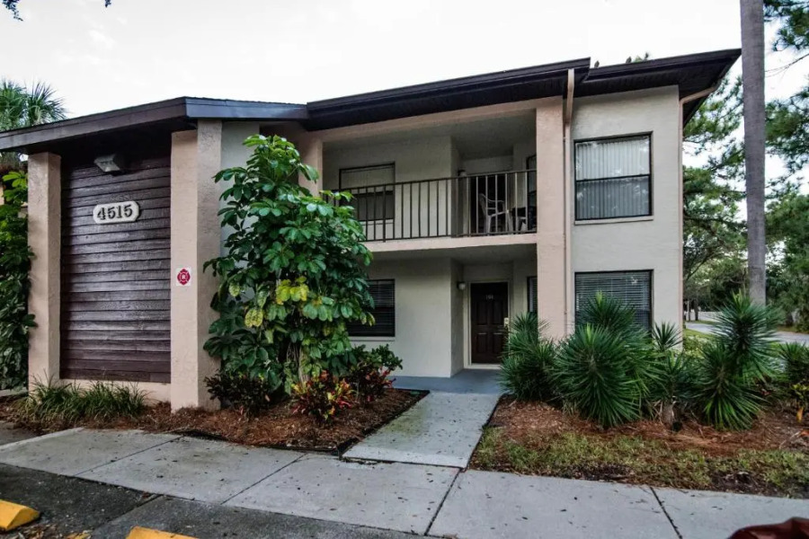 Luxury Shorewalk Water Front 2 Bedroom 2 Bathroom 3Mins IMG 5 Mins Beach