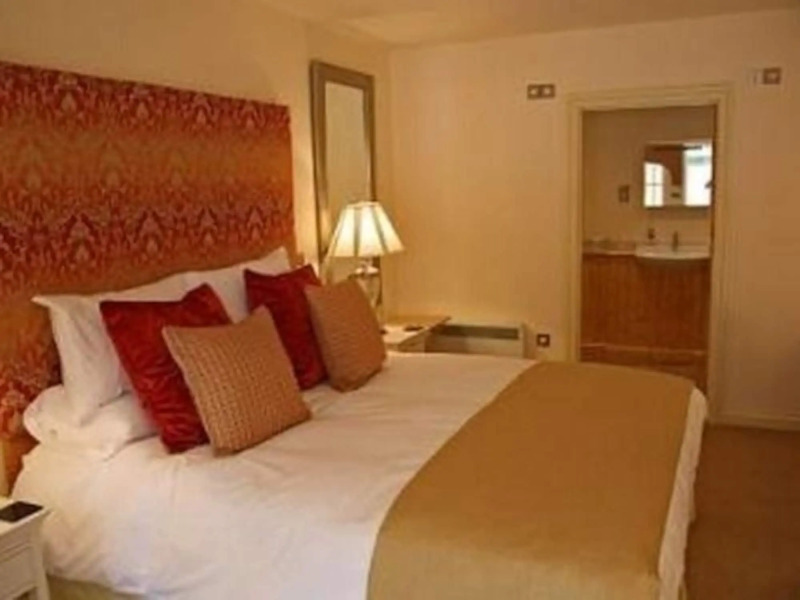 The Brace of Pheasants