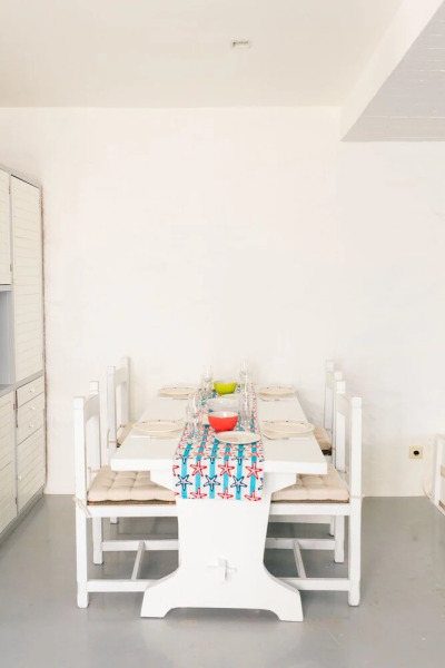 White Sun maisonette overlooking the sea