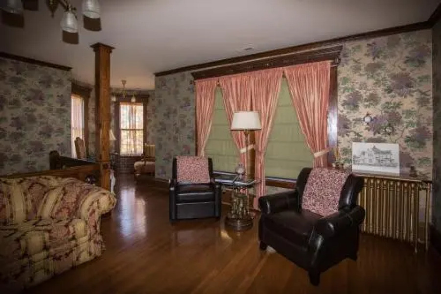 A. P. Green House Bed and Breakfast